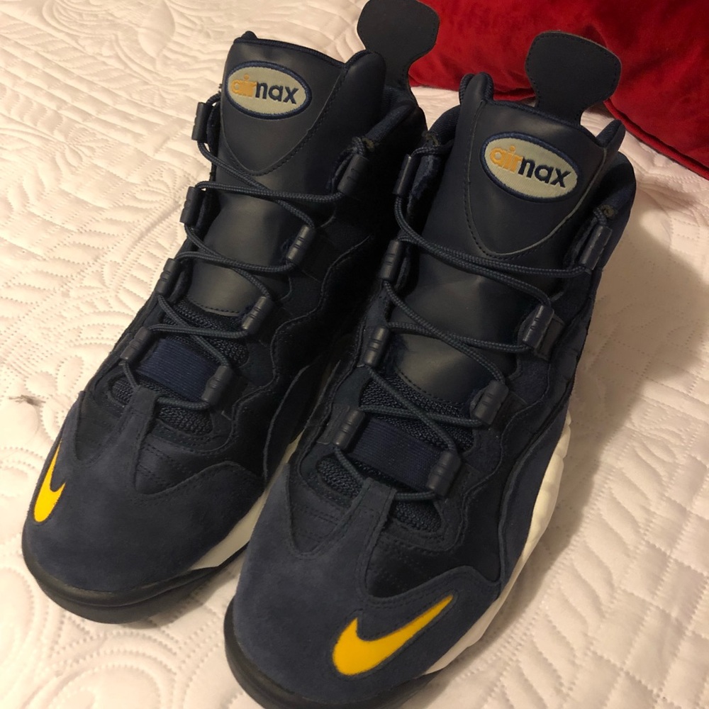 Nike Air Max Sensation Size 13
